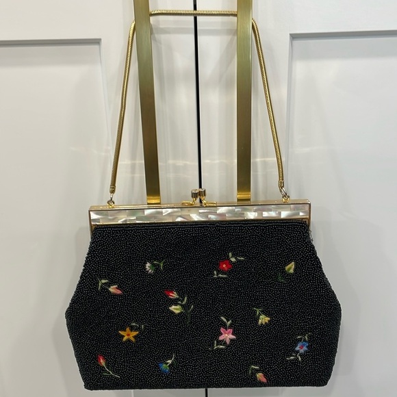 Vintage Handbags - Vintage Glass Beaded/Embroidered Handbag